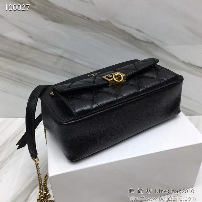GlVENCHY紀梵希 2018年秋冬最新款 菱形 絎縫山羊光滑皮 POCKET口袋包 29919克 鏈條斜挎包  tsg1020